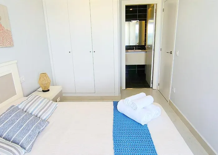 Marenia By Costa Apartman *